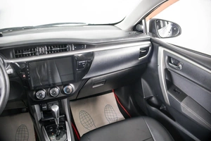 Седан Toyota Corolla 2014 года, 949000 рублей, Пермь