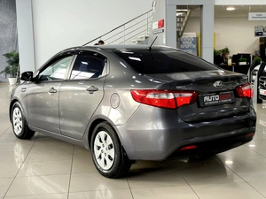Седан Kia Rio 2012 года, 687000 рублей, Солонцы