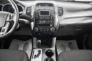 Внедорожник Kia Sorento 2012 года, 1599000 рублей, Барнаул