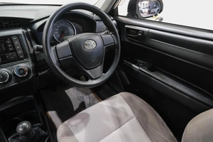 Седан Toyota Corolla Axio 2016 года, 1219000 рублей, Новокузнецк