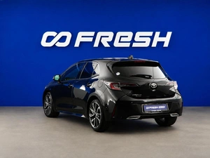 Хетчбэк Toyota Corolla 2022 года, 2250999 рублей, Москва