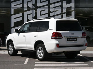 Внедорожник Toyota Land Cruiser 2011 года, 3339000 рублей, Волгоград