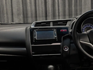 Хетчбэк Honda Fit 2015 года, 990000 рублей, Красноярск