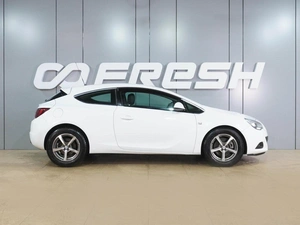 Хетчбэк Opel Astra GTC 2013 года, 949000 рублей, Воронеж