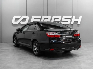 Седан Toyota Camry 2015 года, 1810000 рублей, Тюмень
