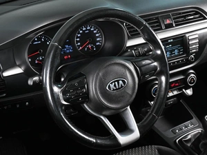 Седан Kia Rio 2017 года, 1219000 рублей, Аксай