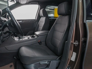 Внедорожник Volkswagen Touareg 2010 года, 1649000 рублей, Сургут