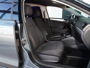 Седан Volkswagen Jetta 2011 года, 730222 рублей, Тверь