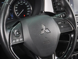 Внедорожник Mitsubishi Outlander 2019 года, 2649000 рублей, Воронеж