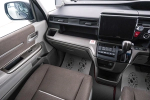 Минивэн Honda Stepwgn 2021 года, 2579000 рублей, Красноярск