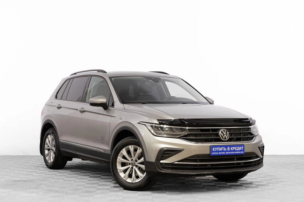 Внедорожник Volkswagen Tiguan 2021 года, 2499000 рублей, Барнаул