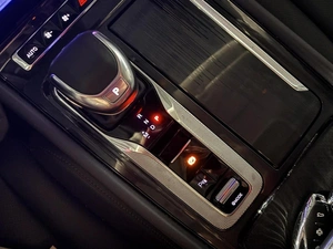 Седан Hongqi H5 2024 года, 2700000 рублей, Санкт-Петербург