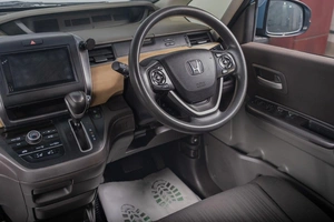 Минивэн Honda Freed 2018 года, 1499000 рублей, Томск