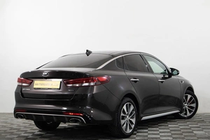 Седан Kia Optima 2016 года, 1839000 рублей, Сургут