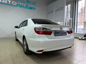 Седан Toyota Camry 2015 года, 1799000 рублей, Красноярск
