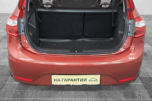 Хетчбэк Kia Rio 2013 года, 779000 рублей, Кемерово