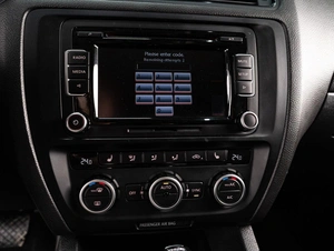 Седан Volkswagen Jetta 2013 года, 929000 рублей, Тюмень