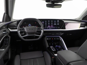 Внедорожник Audi Q5 2025 года, 7370000 рублей, Москва