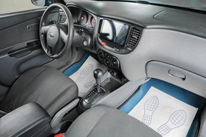 Седан Kia Rio 2010 года, 689000 рублей, Тюмень