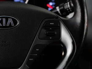 Седан Kia Rio 2015 года, 1299999 рублей, Москва