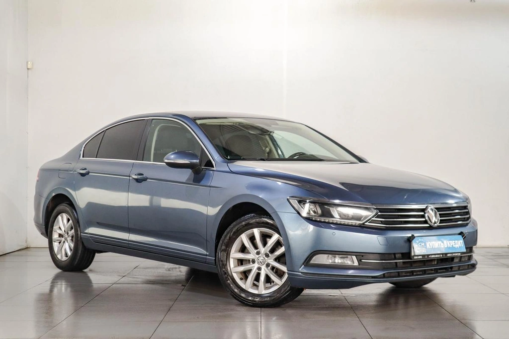 Седан Volkswagen Passat 2018 года, 2139000 рублей, Челябинск
