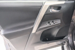 Внедорожник Toyota RAV4 2014 года, 2249000 рублей, Красноярск