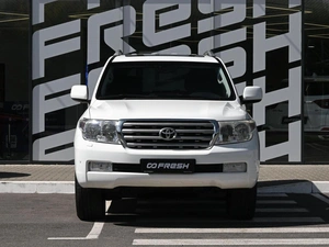 Внедорожник Toyota Land Cruiser 2011 года, 3339000 рублей, Волгоград