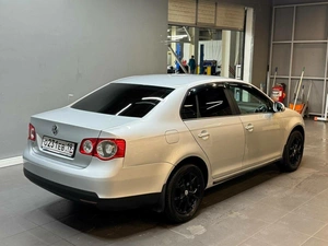 Седан Volkswagen Jetta 2008 года, 597000 рублей, Красноярск