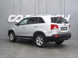 Внедорожник Kia Sorento 2011 года, 1346000 рублей, Воронеж