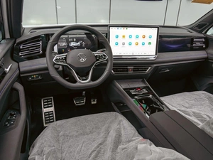 Внедорожник Volkswagen Tiguan L 2025 года, 4890000 рублей, Краснодар