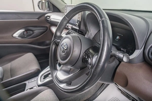 Внедорожник Toyota Yaris Cross 2021 года, 1849000 рублей, Томск