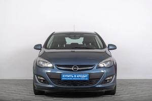 Седан Opel Astra 2012 года, 799000 рублей, Томск