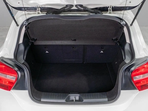 Хетчбэк Mercedes-benz A-класс 2013 года, 1319000 рублей, Тюмень