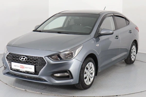 Седан Hyundai Solaris 2019 года, 1220000 рублей, Брянск
