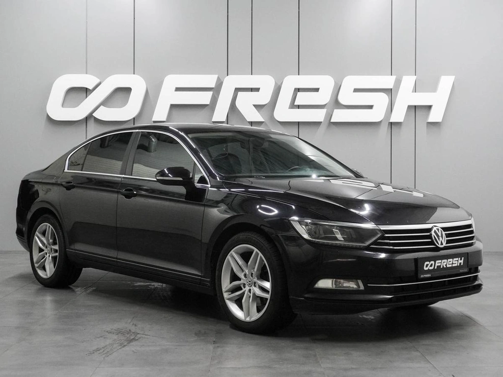 Седан Volkswagen Passat 2017 года, 1649000 рублей, Воронеж