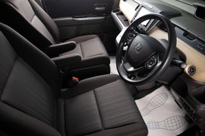 Минивэн Honda Freed 2017 года, 1429000 рублей, Оренбург