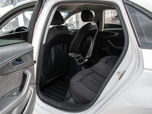 Седан Audi A4 2016 года, 2150000 рублей, Краснодар