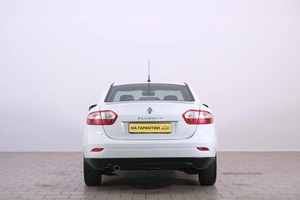 Седан Renault Fluence 2013 года, 799000 рублей, Омск