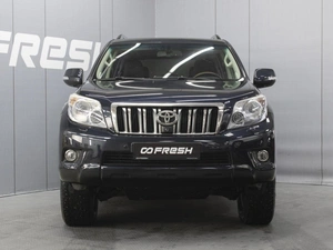 Внедорожник Toyota Land Cruiser Prado 2010 года, 2990000 рублей, Омск