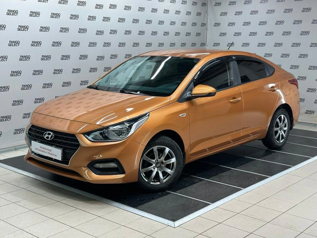 Седан Hyundai Solaris 2017 года, 1139000 рублей, Красноярск
