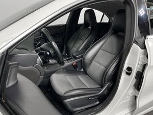 Седан Mercedes-benz CLA-класс 2014 года, 1659900 рублей, Казань