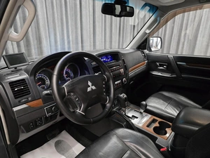 Внедорожник Mitsubishi Pajero 2007 года, 1319000 рублей, Красноярск