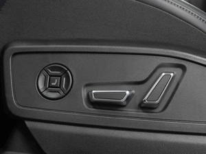 Внедорожник Audi Q5L 2026 года, 6350000 рублей, Тюмень