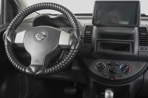 Хетчбэк Nissan Note 2012 года, 889000 рублей, Кемерово