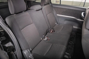 Минивэн Toyota Isis 2011 года, 1449000 рублей, Томск