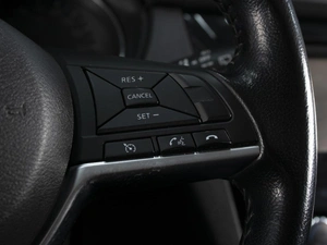 Внедорожник Nissan Qashqai 2020 года, 1700000 рублей, Омск