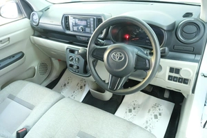 Хетчбэк Toyota Passo 2017 года, 1039000 рублей, Омск