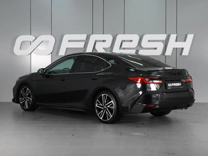 Седан Toyota Camry 2024 года, 3557000 рублей, Красный Пахарь