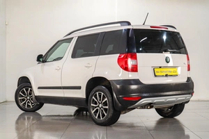 Внедорожник Skoda Yeti 2012 года, 909000 рублей, Челябинск