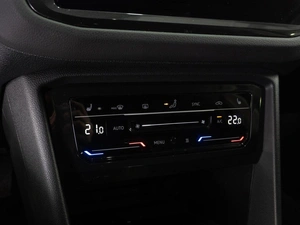 Внедорожник Volkswagen Tiguan 2021 года, 4079000 рублей, Тюмень